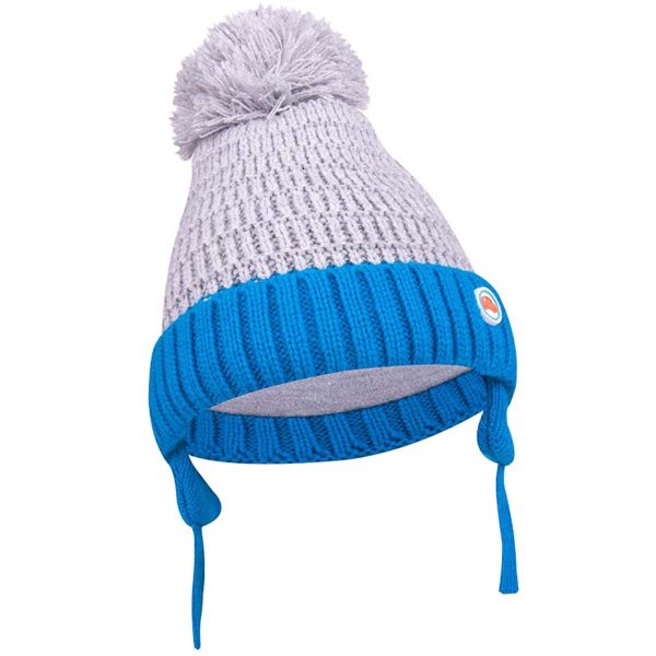 szaro-niebieska czapka z pomponem wiązana dla niemowlaka autko