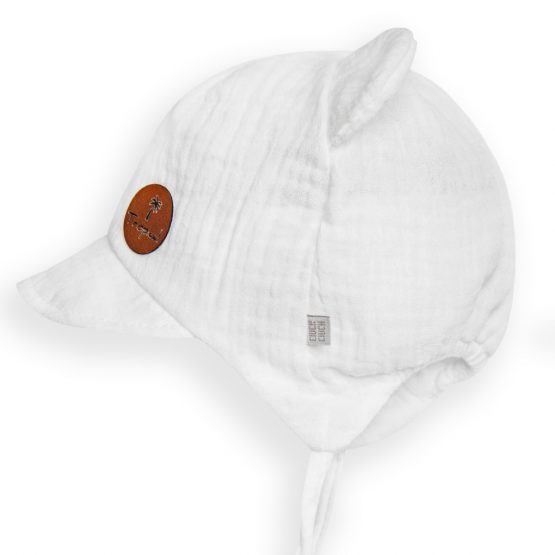 czapka niemowlęca i dziecięca z muślinu biała z daszkiem wiązana na uszy z uszami przewiewna i lekka na lato