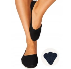 czarne stopki baleriny damskie cięte laserowo do wyciętych butów gładkie