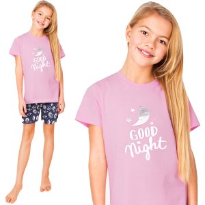 fioletowo-granatowa piżama letnia dla dziewczynki z motywem good night ma krótki rękaw i krótkie spodenki