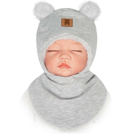 szary komplet niemowlęcy z futerkiem i uszami czapeczka wiązana pod szyją na zimę i ciepła apaszka na napki komplet dla noworodka na wyjście ze szpitala