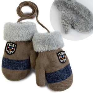 brązowe rękawiczki dziecięce podszyte futerkiem z wywijanym mankietem bardzo ciepłe i przytulne dla chłopca na zimę zimowe na sznurku